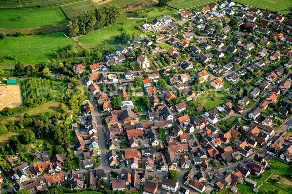 Aerial photograph Tutschfelden - Settlement area along the Wine Route in Tutschfelden in the state of Baden-Wuerttemberg, Germany