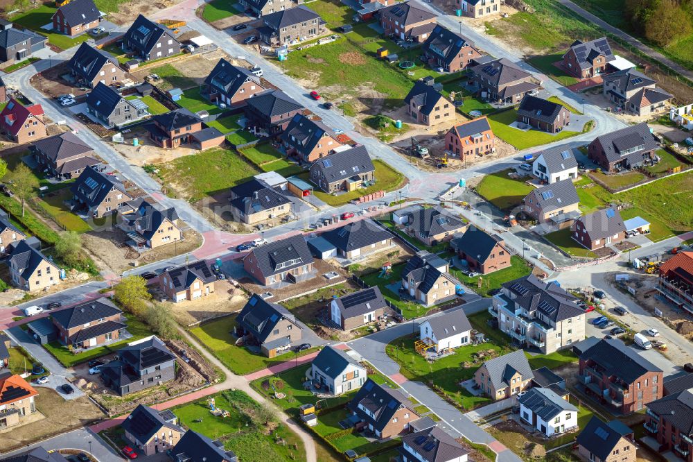 Horneburg from the bird's eye view: Town View of the streets and houses of the residential areas in Horneburg in the state Lower Saxony, Germany