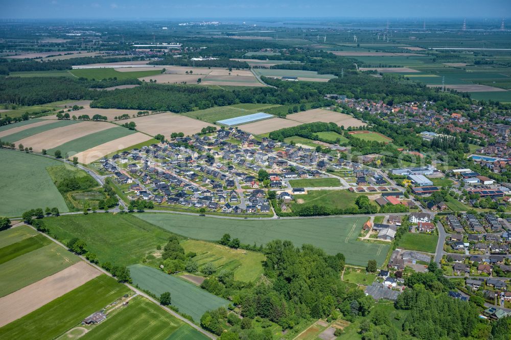 Horneburg from above - Town View of the streets and houses of the residential areas in Horneburg in the state Lower Saxony, Germany