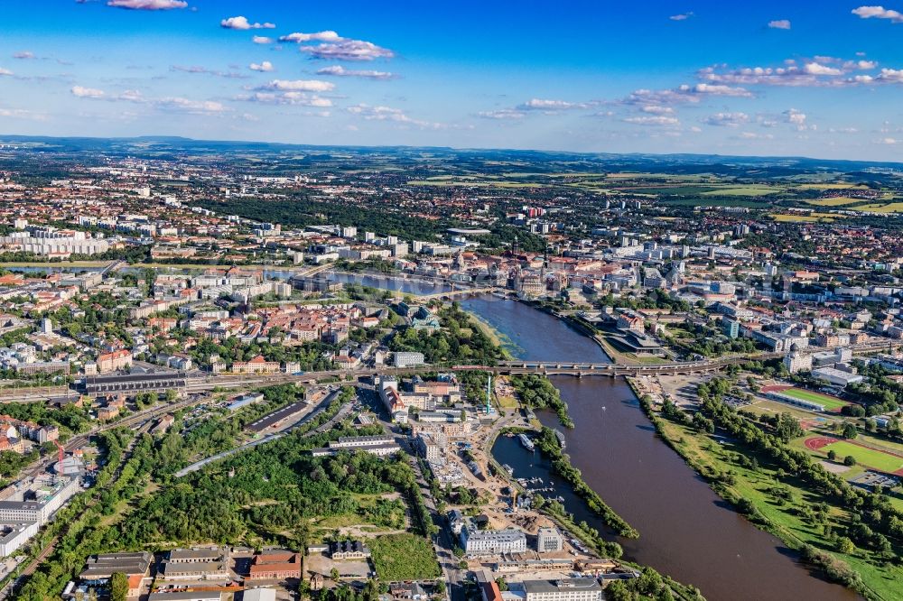 Dresden from the bird's eye view: Settlement area and infrastructure Innere Neustadt in Dresden on the Elbe river in the state Saxony, Germany