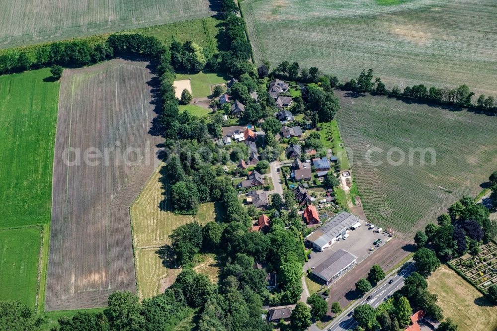 Aerial image Düdenbüttel - The district Im Klamm in Duedenbuettel in the state Lower Saxony, Germany