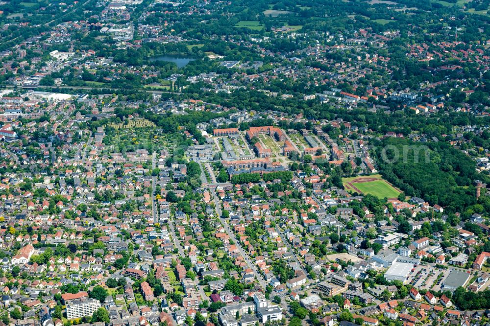 Oldenburg from the bird's eye view: The district Neu-Donnerschwee of ehemaliegen Kasernengelaendes in Oldenburg in the state Lower Saxony, Germany