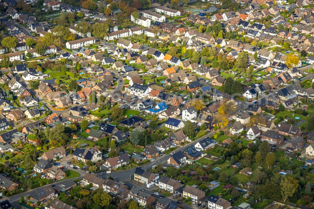 Aerial image Kamp-Lintfort - the district Niersenbruch in Kamp-Lintfort at Ruhrgebiet in the state North Rhine-Westphalia, Germany