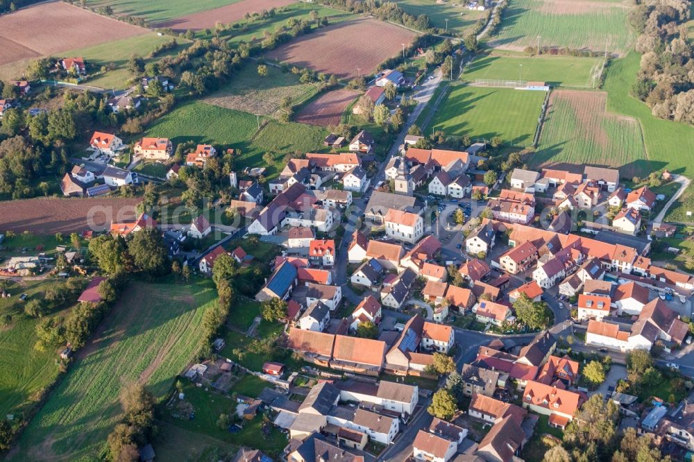 Aerial photograph Hirschaid - Settlement area in the district Roebersdorf in Hirschaid in the state Bavaria, Germany