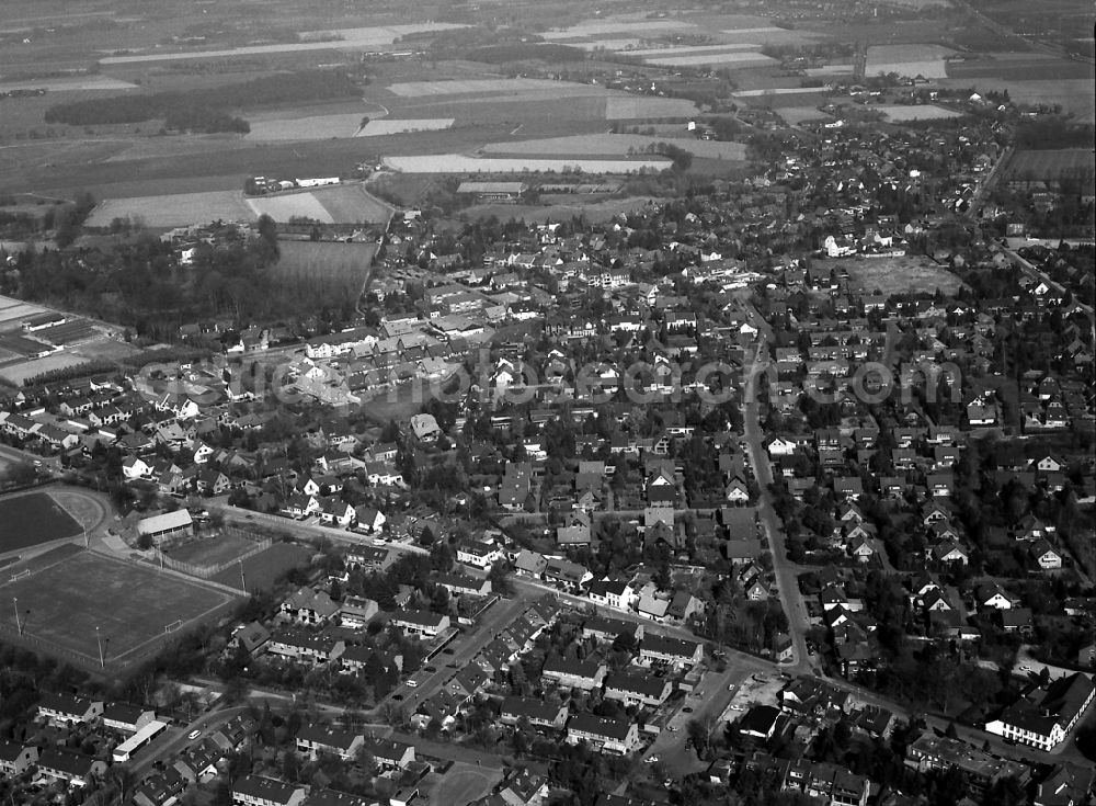 Krefeld from above - Settlement area in the district Traar in Krefeld in the state North Rhine-Westphalia, Germany