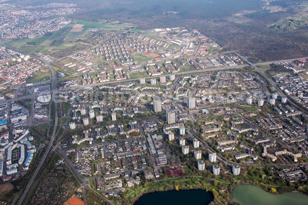 Mannheim from the bird's eye view: Settlement area in the district Vogelstang in Mannheim in the state Baden-Wuerttemberg, Germany