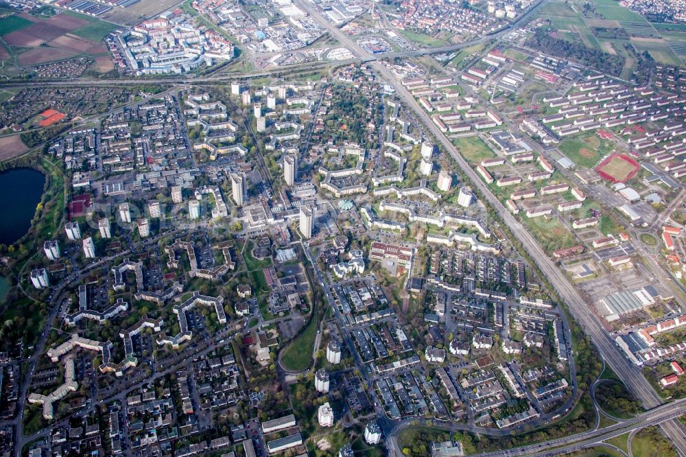 Mannheim from above - Settlement area in the district Vogelstang in Mannheim in the state Baden-Wuerttemberg, Germany