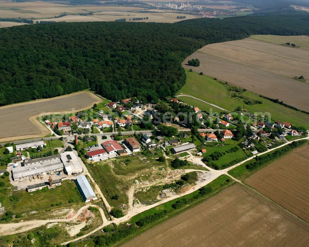 Hüpstedt from the bird's eye view: The district on Reifensteiner Strasse in Huepstedt in the state Thuringia, Germany