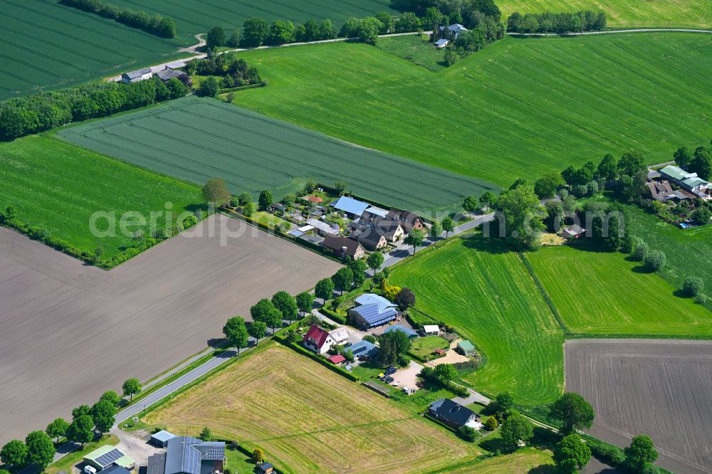 Aerial image Bevern - The district on Strasse Am Gehoelz in Bevern in the state Schleswig-Holstein, Germany