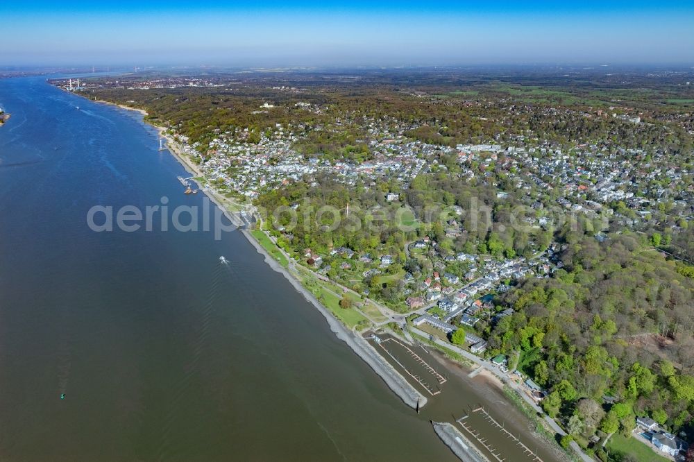 Aerial image Hamburg - The district on the banks of the Elbe in the district Blankenese in Hamburg, Germany