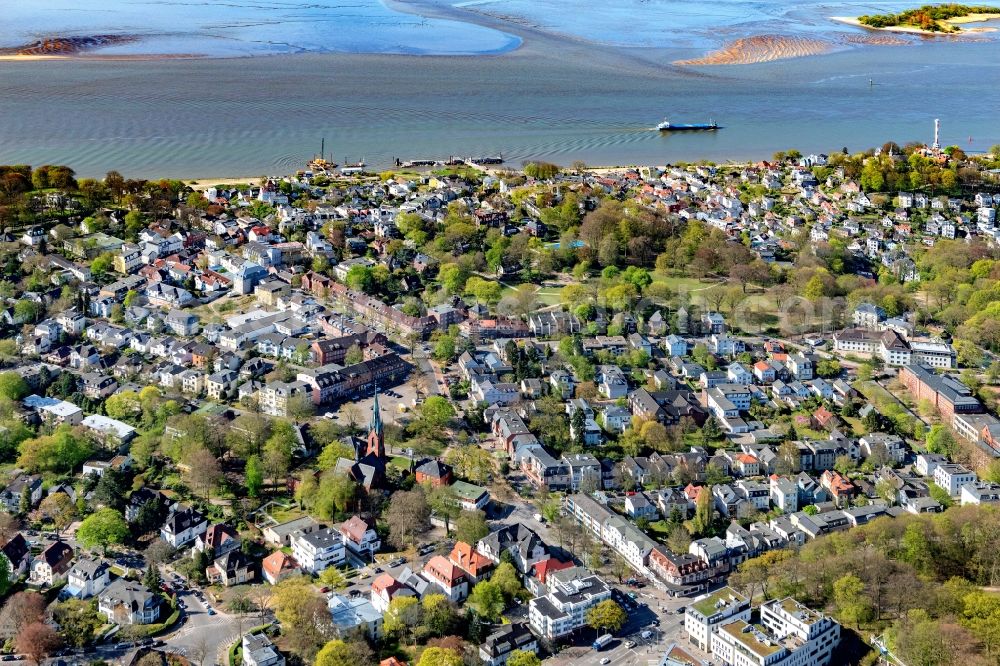 Aerial image Hamburg - The district on the banks of the Elbe in the district Blankenese in Hamburg, Germany