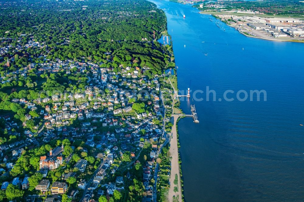 Aerial image Hamburg - The district on the banks of the Elbe in the district Blankenese in Hamburg, Germany