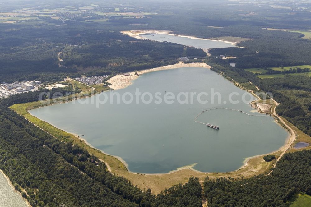 Haltern from the bird's eye view: Silver Lake in Haltern at the lake in the federal state of North Rhine-Westphalia. Responsible for the lake is the operating company Silver Lake II Haltern mbH