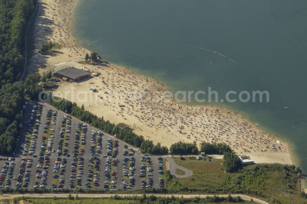 Aerial photograph Haltern - Silver Lake in Haltern at the lake in the federal state of North Rhine-Westphalia. Responsible for the lake is the operating company Silver Lake II Haltern mbH