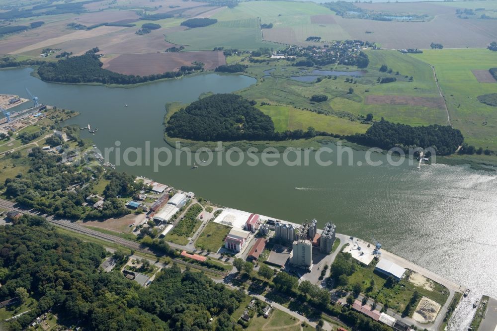 Wolgast from the bird's eye view: High silo and grain storage with adjacent storage in Wolgast in the state Mecklenburg - Western Pomerania