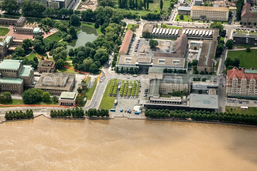 Aerial photograph Dresden - The situation during the flooding in East Germany on the bank of the river Elbe in the city of Dresden in the state of Saxony.View of the parliament of Saxony