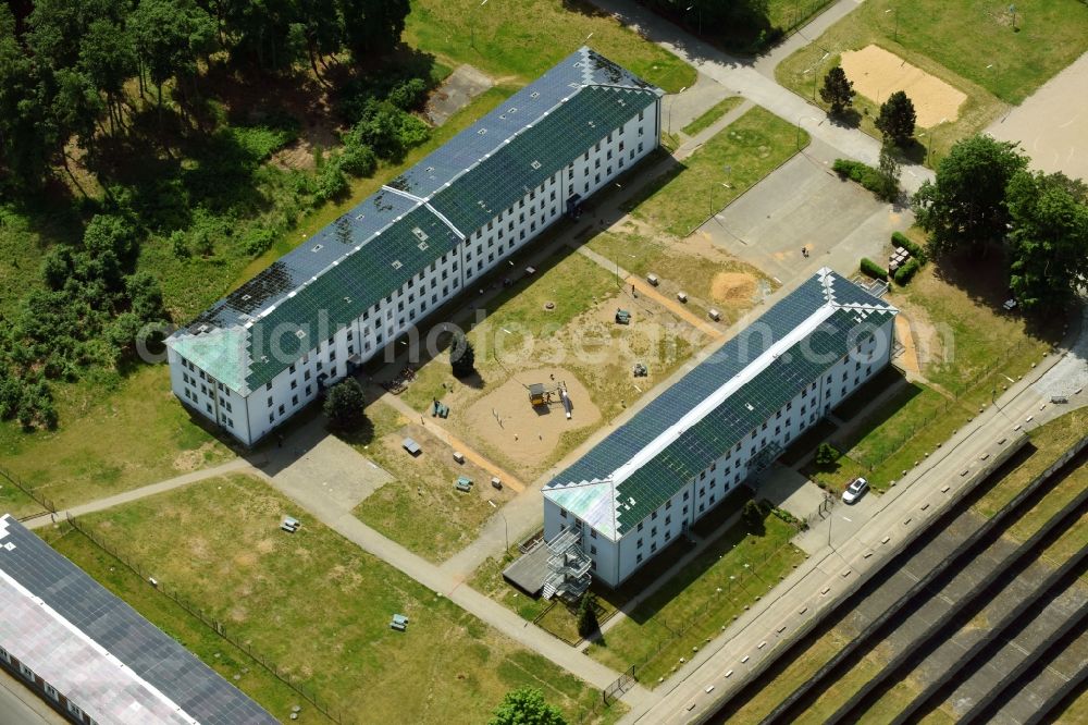 Aerial image Schwerin - Company BSL Metallbau GmbH and Refugee - buildings im Bluecher Technologie- und Gewerbepark GmbH Stern Buchholz in Schwerin in the state Mecklenburg - Western Pomerania