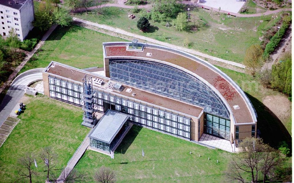 Potsdam-Drewitz from the bird's eye view: Sitz der MEVAG in Potsdam-Drewitz.