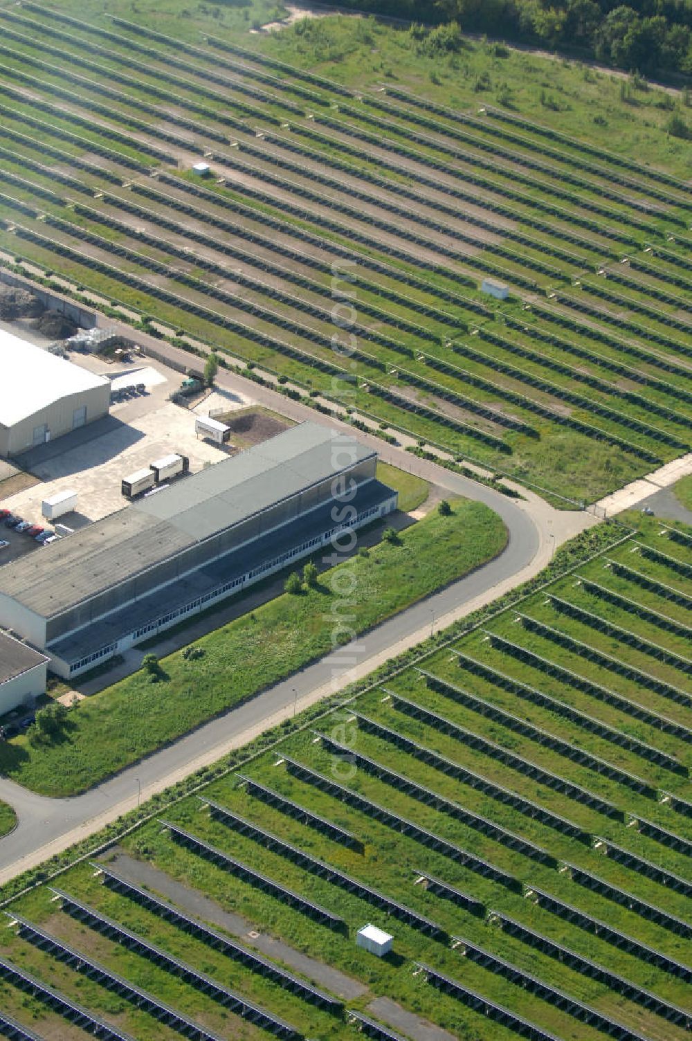 Aerial photograph Braunsbedra - Solar plant resp. photovoltaic installation Geiseltalsee in Braunsbedra in Saxony-Anhalt