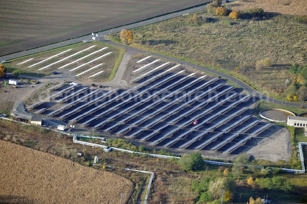 Hohenmölsen OT Wählitz from above - Solar plant in Waehlitz in Saxony-Anhalt