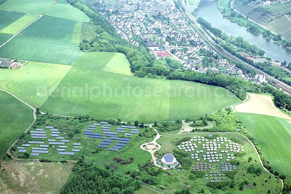 Aerial image Kobern-Gondorf - Solaranlagenfeld bei Kobern-Gondorf südlich von Koblenz. Datum: 26.05.03