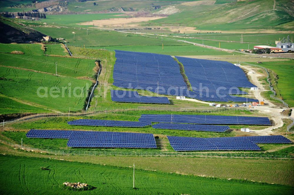 Aerial photograph Villalba auf Sizilien - Solar fileds, Solar Park esp. photovoltaic plant Villalba at Sicily in Italy. Operator of the plant is the EEPro Company