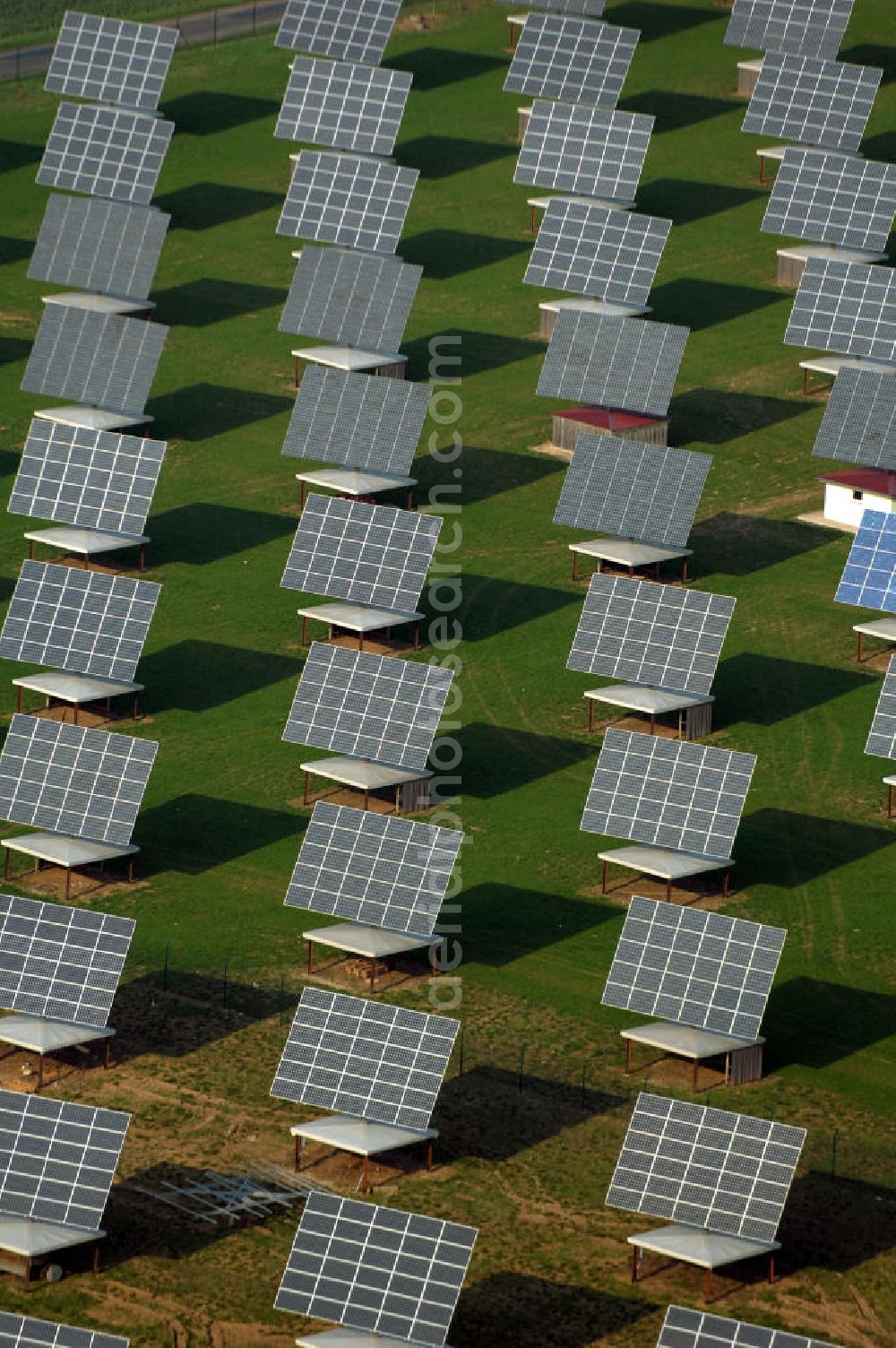 BALLSTÄDT from above - Blick auf die Solarfelder der Solarparc Aktiengesellschaft südlich von Ballstädt in Thüringen. Solarparc AG