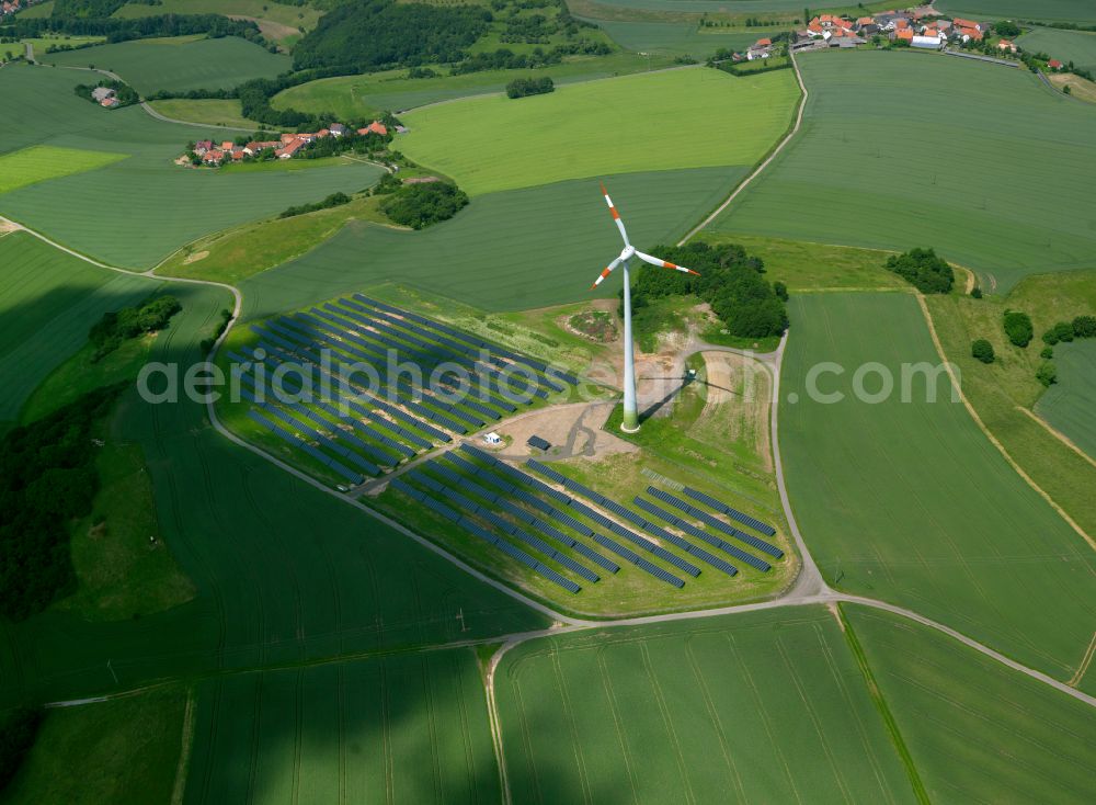 Aerial photograph Gerbach - Rows of panels of a solar power plant and photovoltaic system on a field in Gerbach in the state Rhineland-Palatinate, Germany