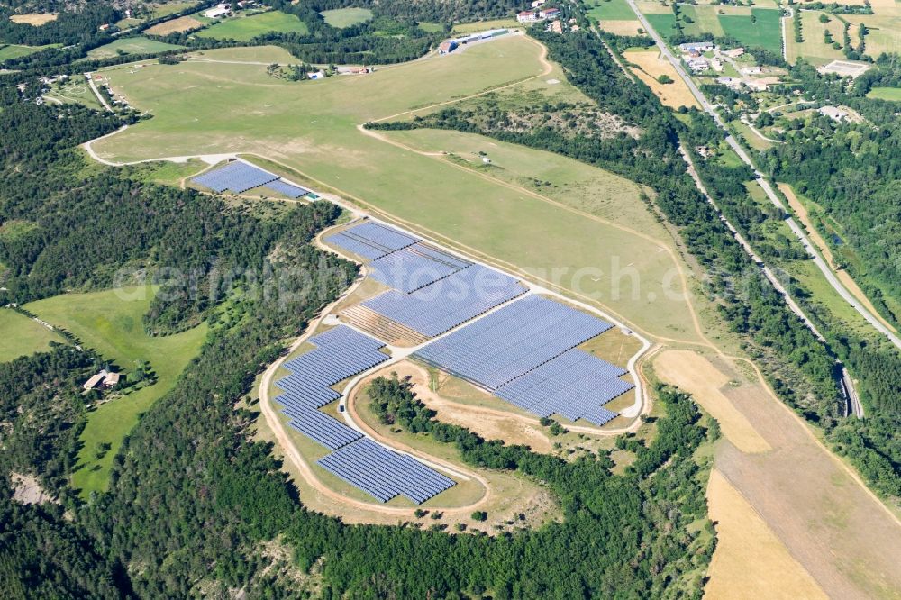 Aspres-sur-Buëch from the bird's eye view: Solar power plant and photovoltaic systems on the airfield in Aspres-sur-Buech in Provence-Alpes-Cote d'Azur, France