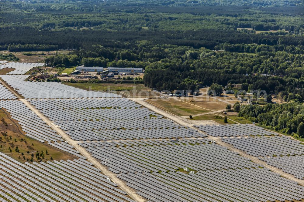 Aerial photograph Finowfurt - Solar power plant and photovoltaic systems on the airfield in Finowfurt at Schorfheide in the state Brandenburg, Germany