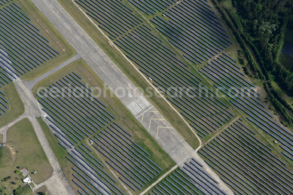 Finowfurt from above - Solar power plant and photovoltaic systems on the airfield in Finowfurt in the state Brandenburg, Germany