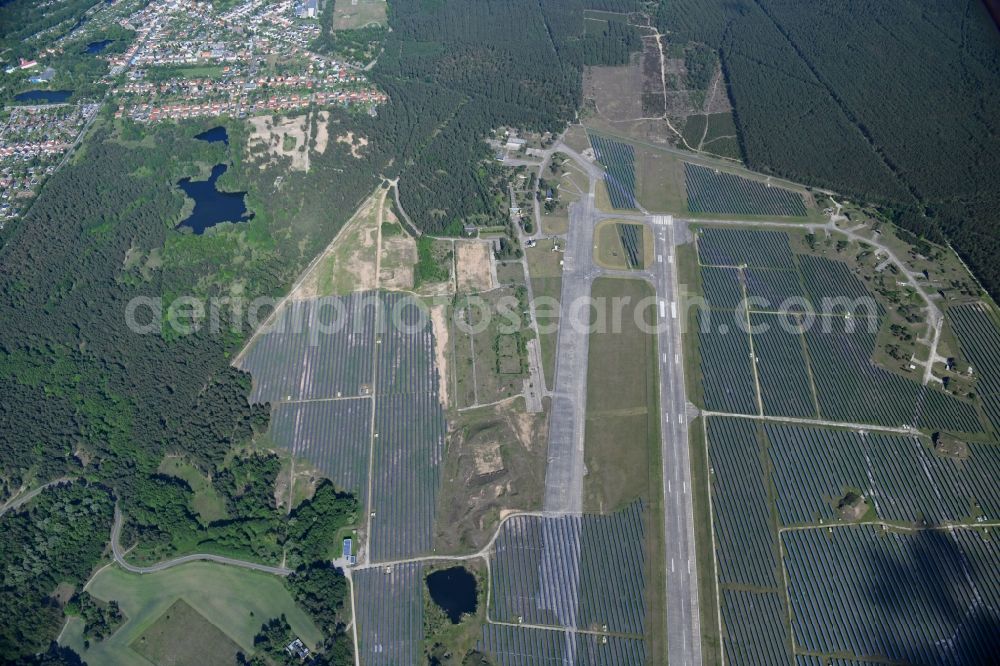 Finowfurt from above - Solar power plant and photovoltaic systems on the airfield in Finowfurt in the state Brandenburg, Germany