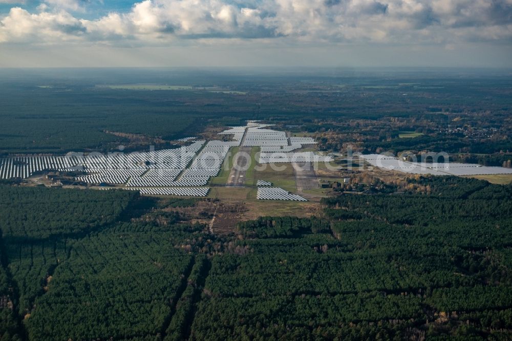 Finowfurt from above - Solar power plant and photovoltaic systems on the airfield in Finowfurt in the state Brandenburg, Germany