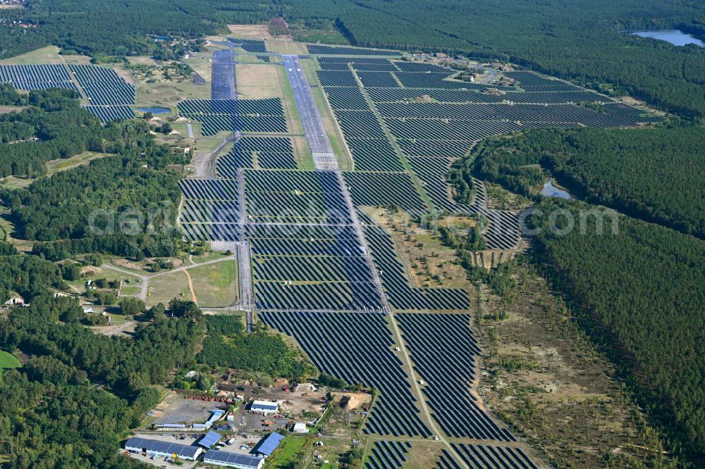 Finowfurt from the bird's eye view: Solar power plant and photovoltaic systems on the airfield in Finowfurt at Schorfheide in the state Brandenburg, Germany