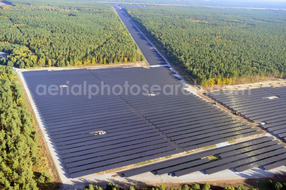 Aerial photograph Templin - View onto the solar power plant Templin-Groß Dölln at the former airfield Templin in the state Brandenburg