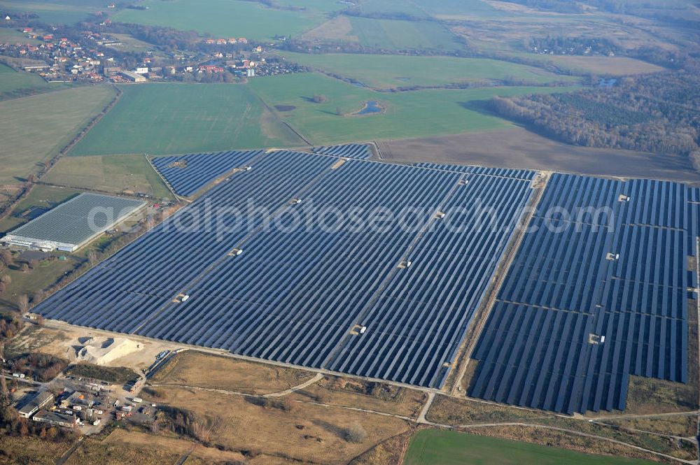 Aerial image Ahrensfelde OT Eiche - Neubau Solarpark Eiche zwischen Mehrower Weg und Hönower Weg / Eichenweg. Projektplanung: PFIXX Solar Systems B.V.