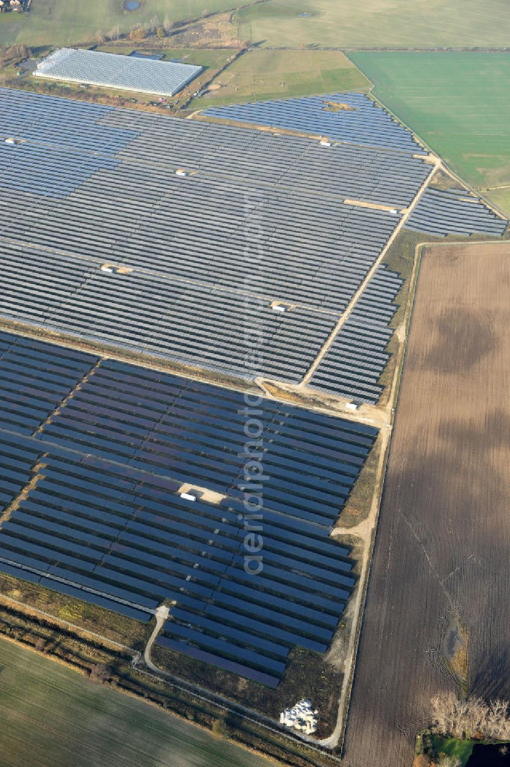 Aerial photograph Ahrensfelde OT Eiche - Neubau Solarpark Eiche zwischen Mehrower Weg und Hönower Weg / Eichenweg. Projektplanung: PFIXX Solar Systems B.V.