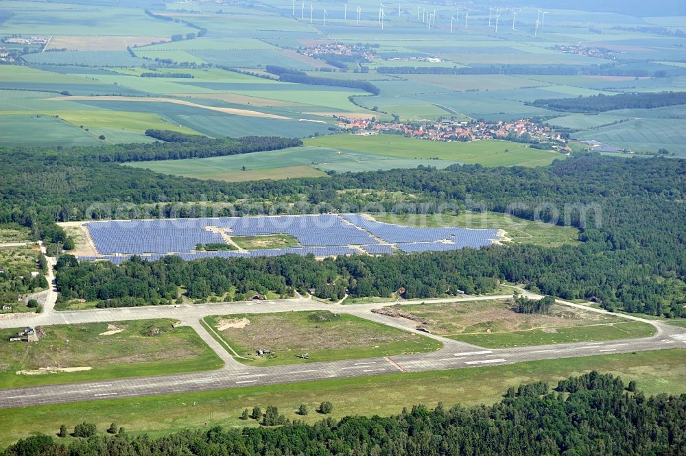 Aerial image Allstedt - Solar power plant Allstedt I on the former airfield Allstedt in Saxony Anhalt