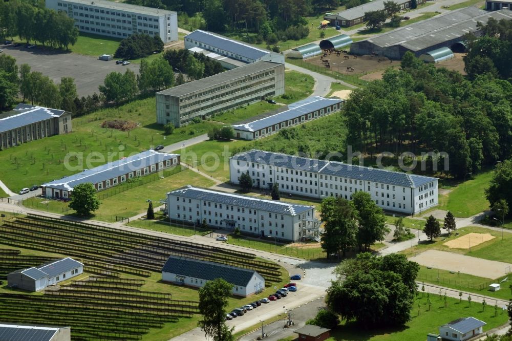 Aerial photograph Schwerin - Solar park or solar power plant on the roof areas of Bluecher Technologie- und Gewerbepark GmbH Sternbuchholz in Schwerin in the state of Mecklenburg - Western Pomerania, Germany