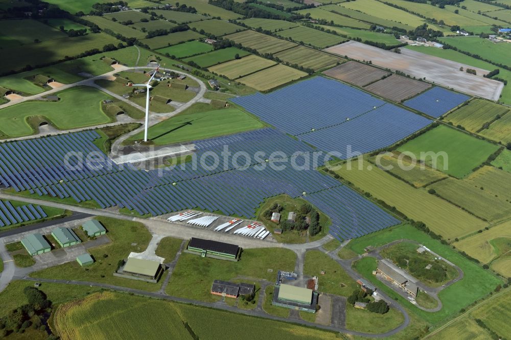 Eggebek from above - Panel rows of photovoltaic and solar farm or solar power plant of the company Moehring Energie GmbH and mainova AG in Eggebek in the state Schleswig-Holstein