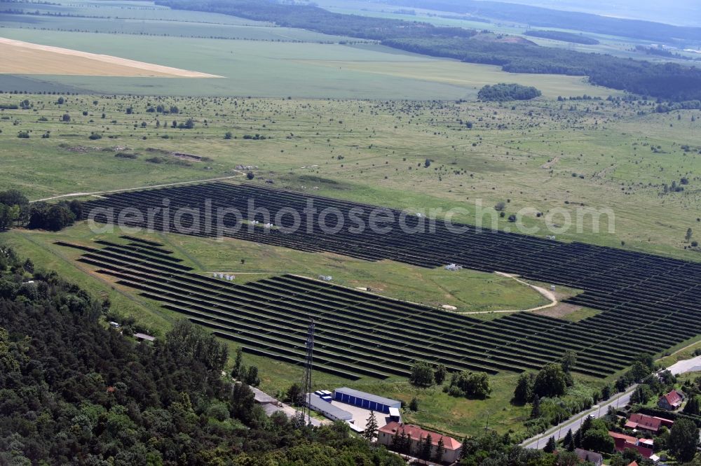 Halberstadt from above - Panel rows of photovoltaic and solar farm or solar power plant Klussiedlung in Halberstadt in the state Saxony-Anhalt