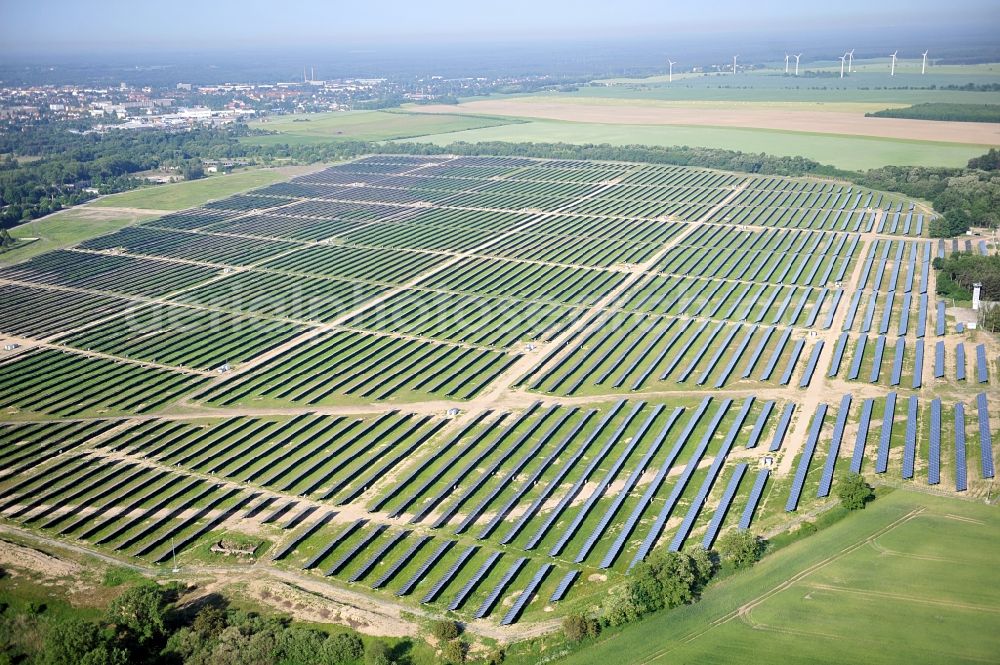 Aerial photograph Fürstenwalde / Spree - Solar power station in the former airfield of Fürstenwalde