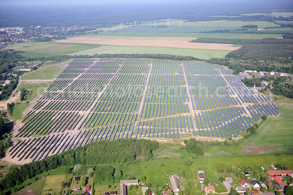 Aerial photograph Fürstenwalde / Spree - Solar power station in the former airfield of Fürstenwalde