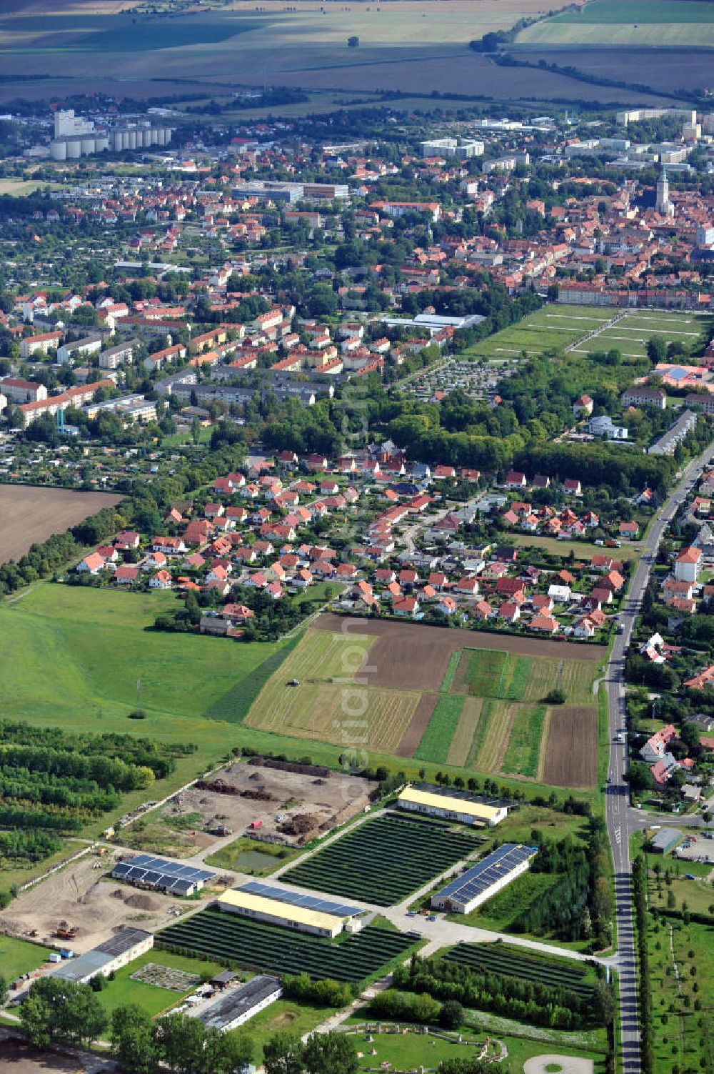 Aerial photograph Bad Langensalza - Photovoltaikanlage / Solaranlage / Solarpark Am Katzenstieg an der Thamsbrücker Landstraße in Bad Langensalza, Thüringen. Ein Projekt der Markus Kästner GmbH, Bau-& Vertrieb von Photovoltaikanlagen. Photovoltaic installation / solar power system / photovoltaic power plant Am Katzenstieg in Bad Langensalza, Thuringia.