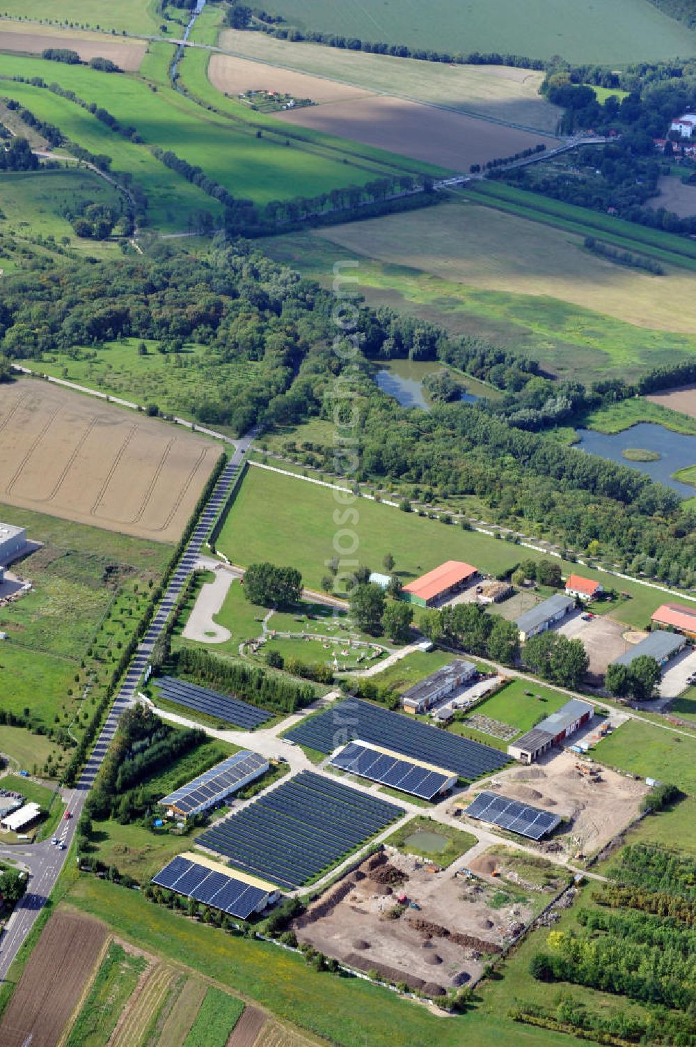 Aerial image Bad Langensalza - Photovoltaikanlage / Solaranlage / Solarpark Am Katzenstieg an der Thamsbrücker Landstraße in Bad Langensalza, Thüringen. Ein Projekt der Markus Kästner GmbH, Bau-& Vertrieb von Photovoltaikanlagen. Photovoltaic installation / solar power system / photovoltaic power plant Am Katzenstieg in Bad Langensalza, Thuringia.