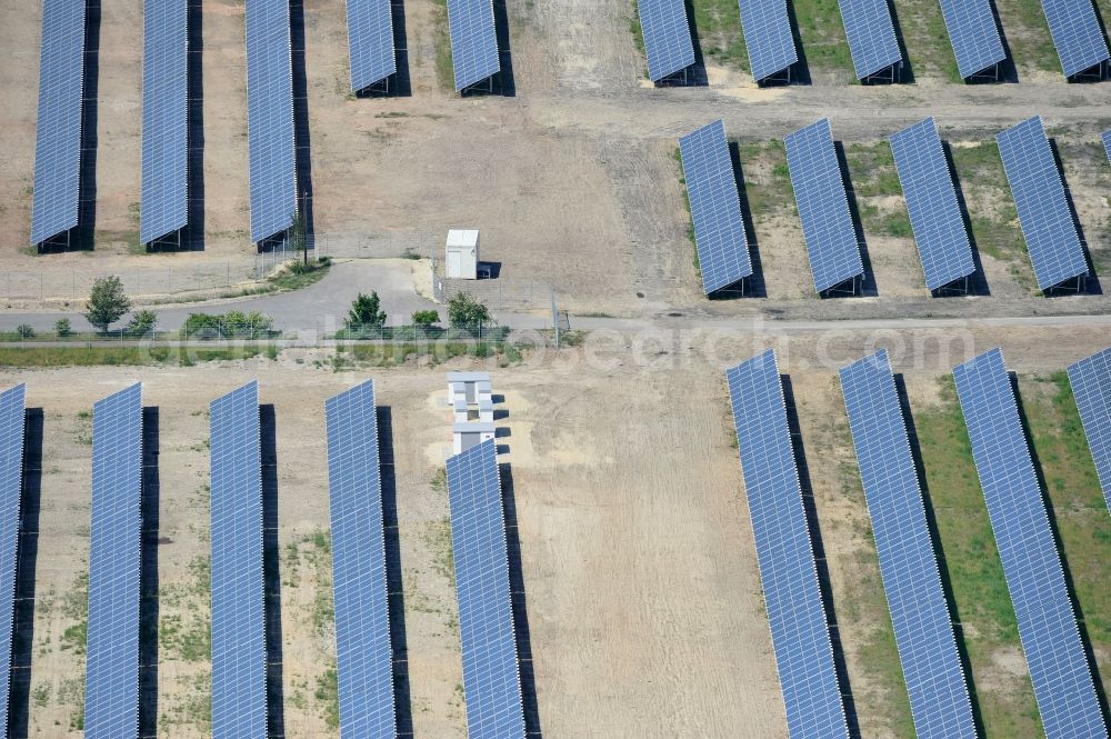 Lauta from the bird's eye view: The completed construction work on the photovoltaic system solar park Lauta on one part of the former Lautawerk-area