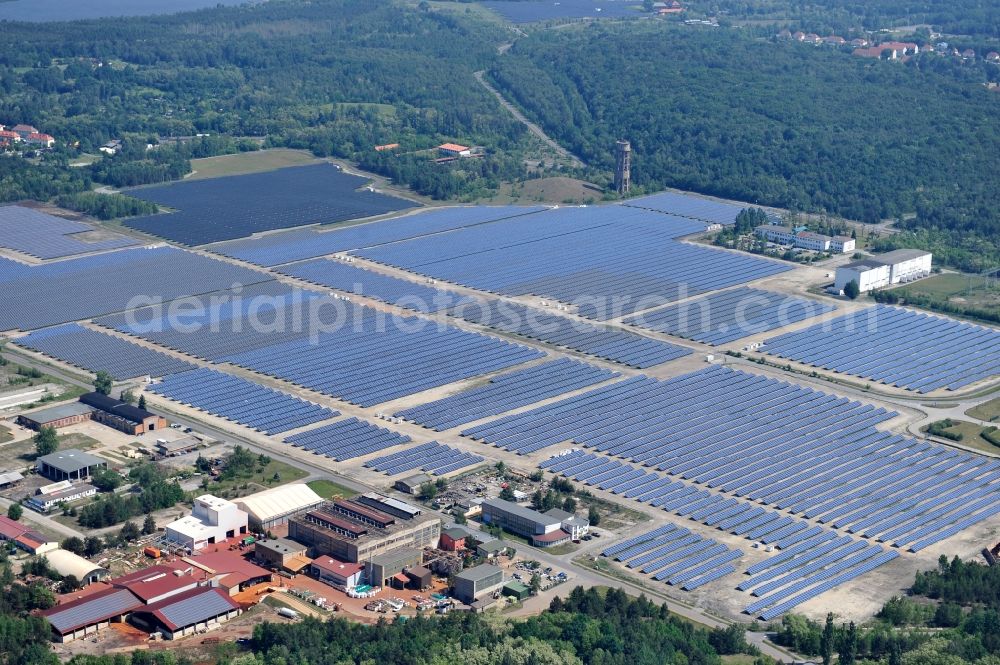 Lauta from above - The completed construction work on the photovoltaic system solar park Lauta on one part of the former Lautawerk-area