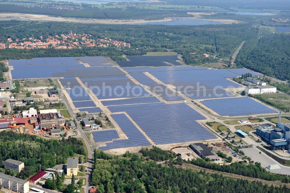 Aerial photograph Lauta - The completed construction work on the photovoltaic system solar park Lauta on one part of the former Lautawerk-area