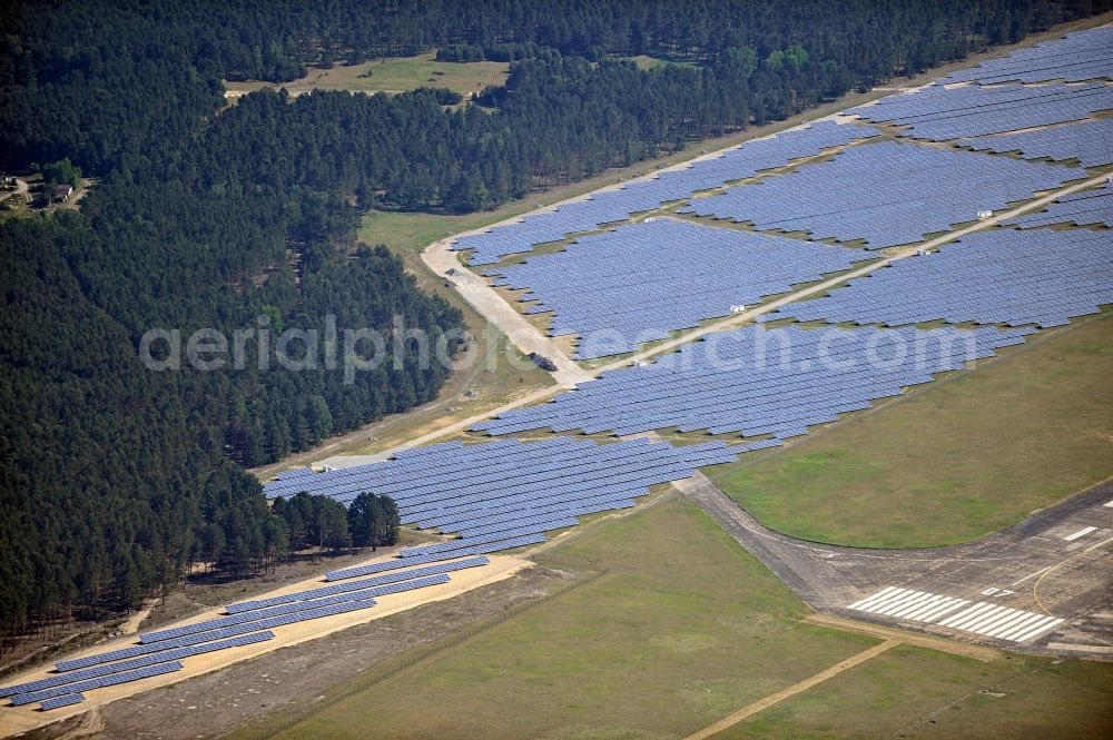 Aerial photograph Drewitz - Solar power station on Cottbus-Drewitz Airport