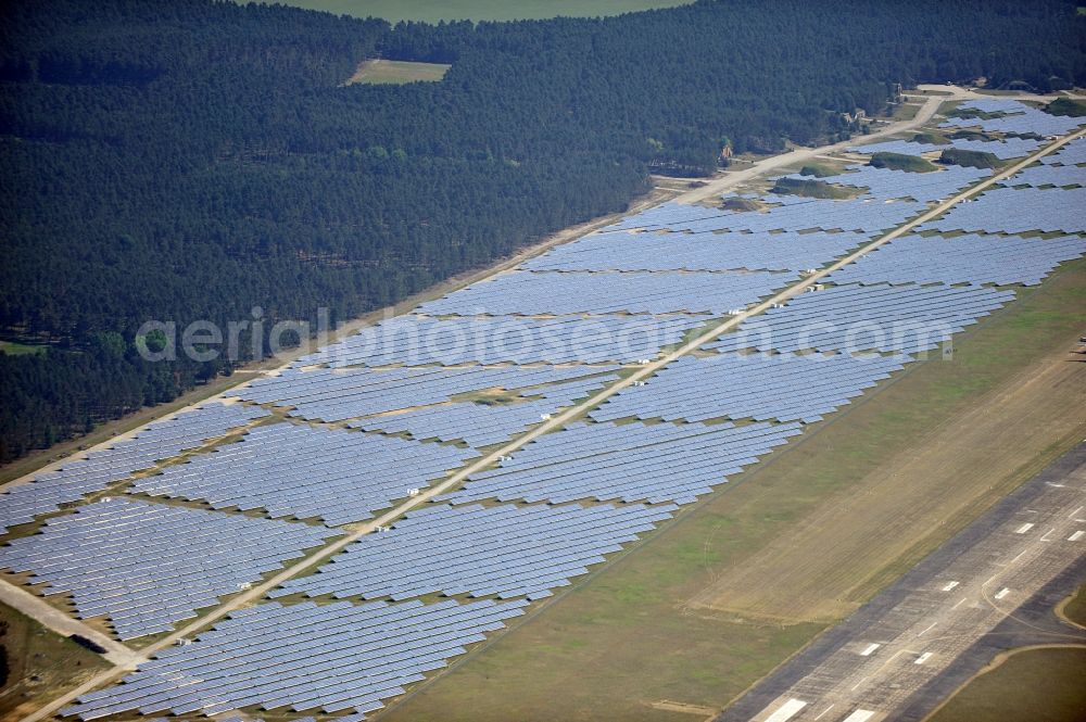 Drewitz from above - Solar power station on Cottbus-Drewitz Airport